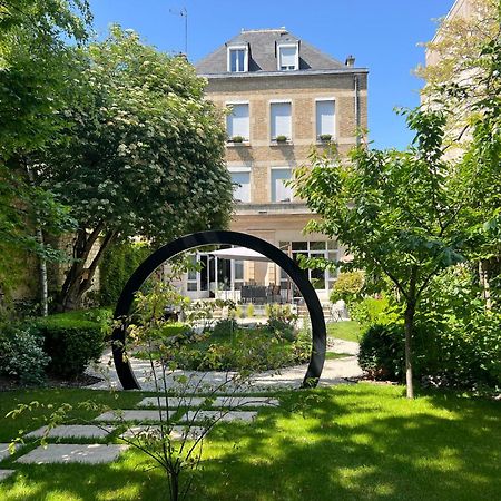 La Demeure Des Sacres - Cathedrale Bed & Breakfast Reims Bagian luar foto
