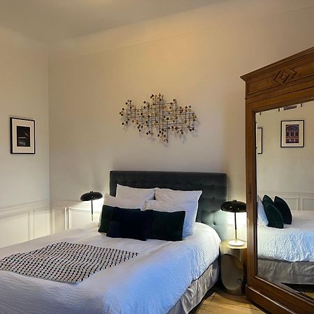 La Demeure Des Sacres - Cathedrale Bed & Breakfast Reims Bagian luar foto