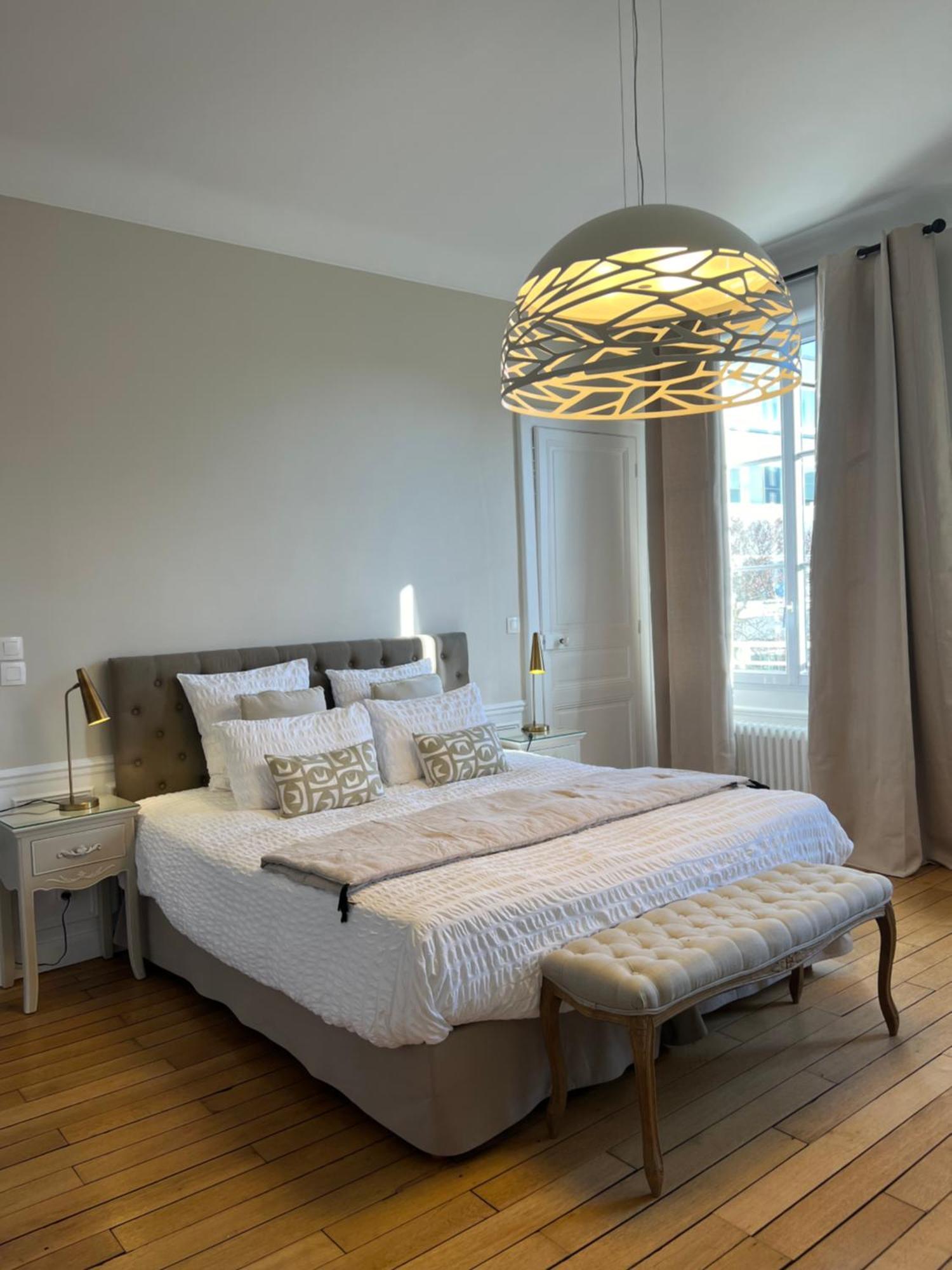 La Demeure Des Sacres - Cathedrale Bed & Breakfast Reims Bagian luar foto