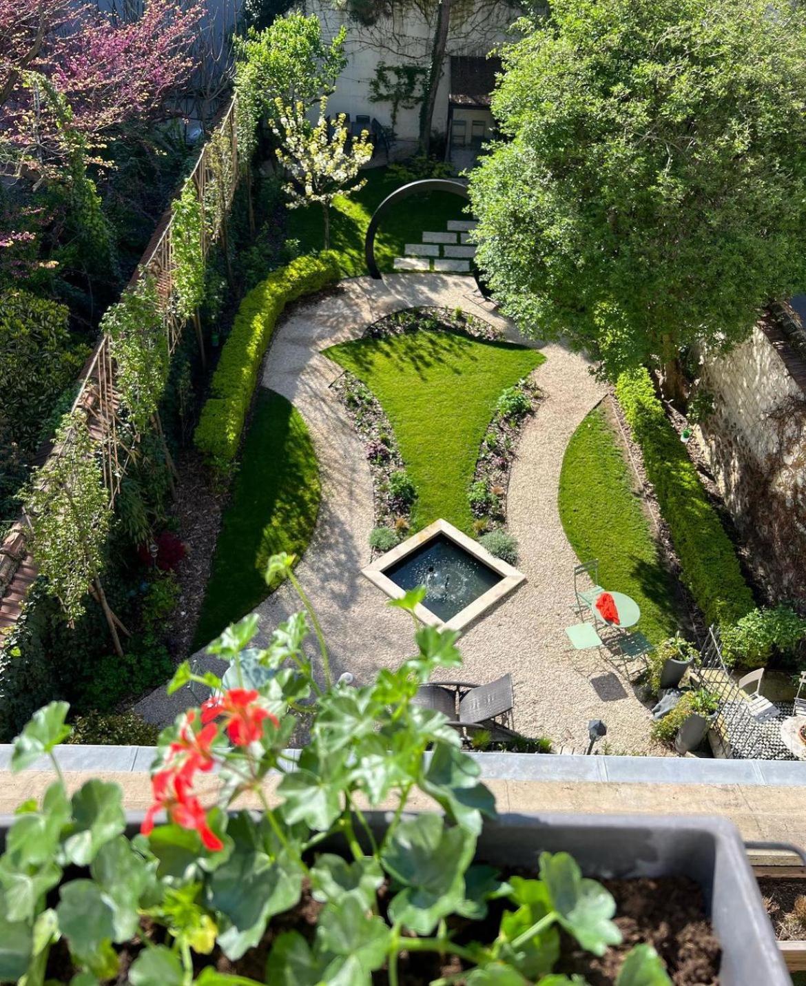 La Demeure Des Sacres - Cathedrale Bed & Breakfast Reims Bagian luar foto